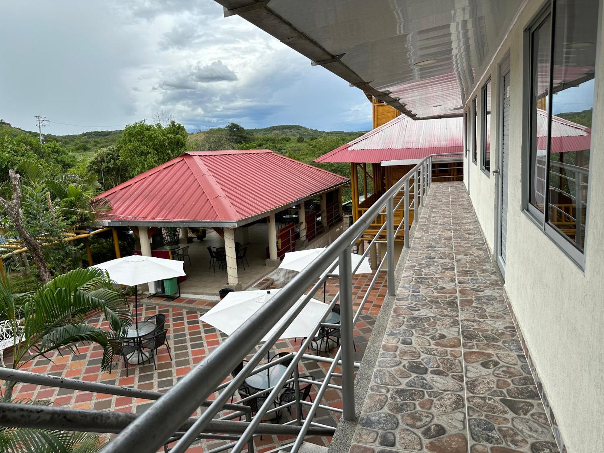 Hotel HV Sueño Real Tatacoa Villavieja Exterior foto