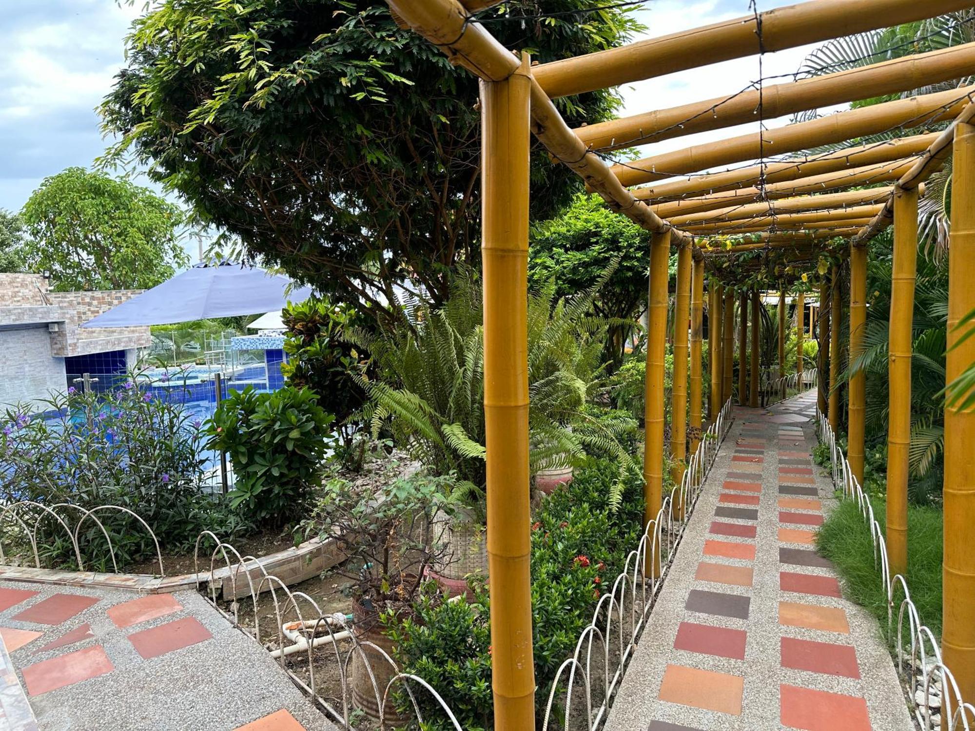 Hotel HV Sueño Real Tatacoa Villavieja Exterior foto